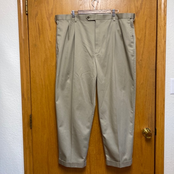 Roundtree & Yorke Men’s dress slacks size 44/29 with comfort waistband - Picture 1 of 6